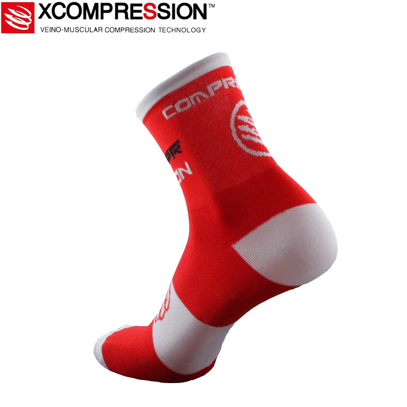 2017 New Cycling Socks High El - Mountain Biking Socks 评论和价格